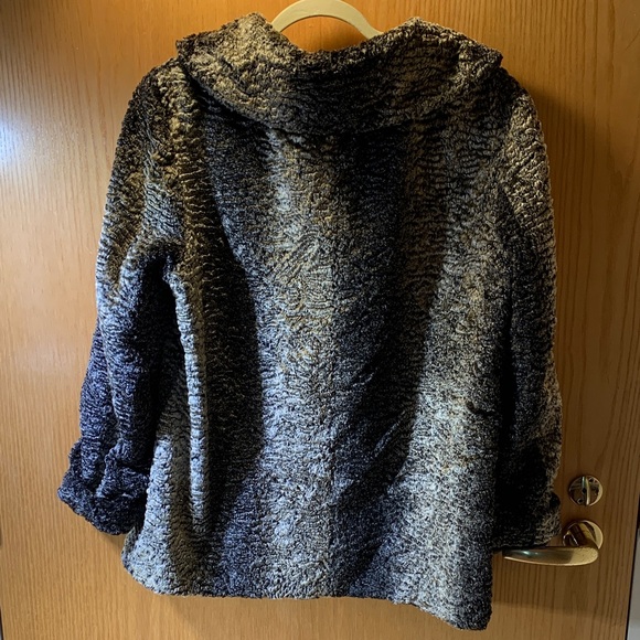 Perry Ellis Brown/Tan Snap Button Teddy Jacket- Size M - Picture 3 of 6